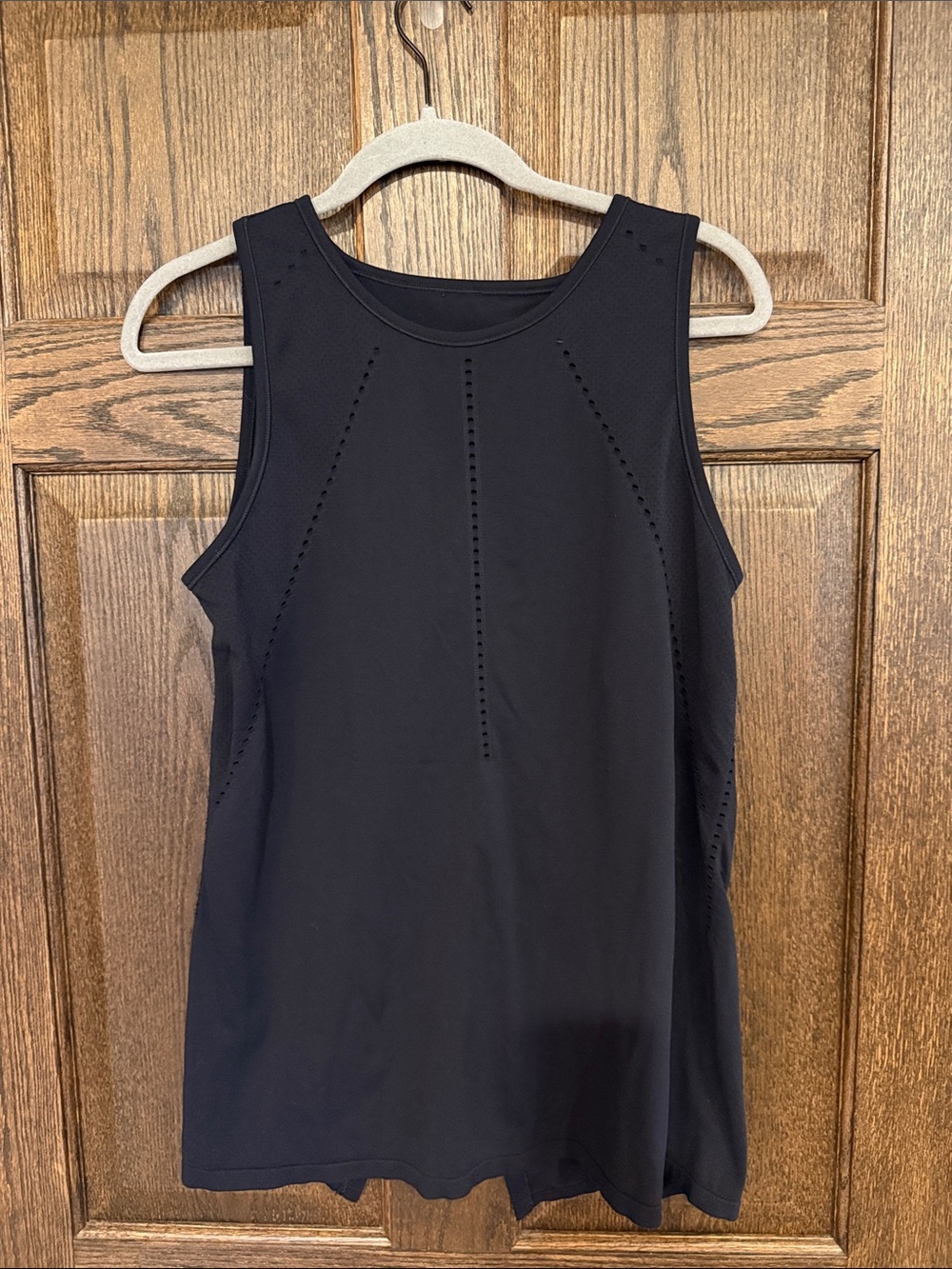 Athleta Black Seamless Split Back Foothill Sleeveless Performance Tank Top Med